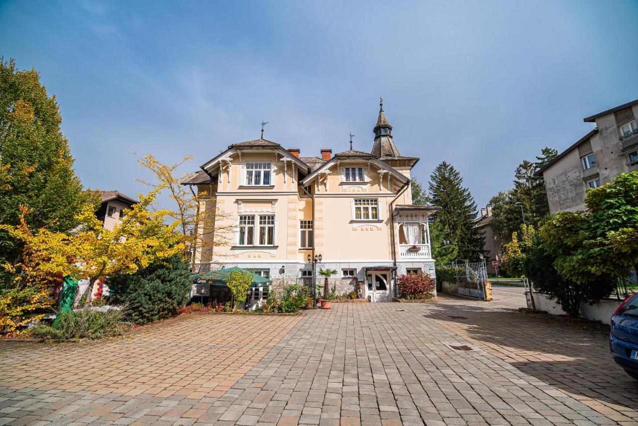 Guest House Veronika Kocevje Exterior photo